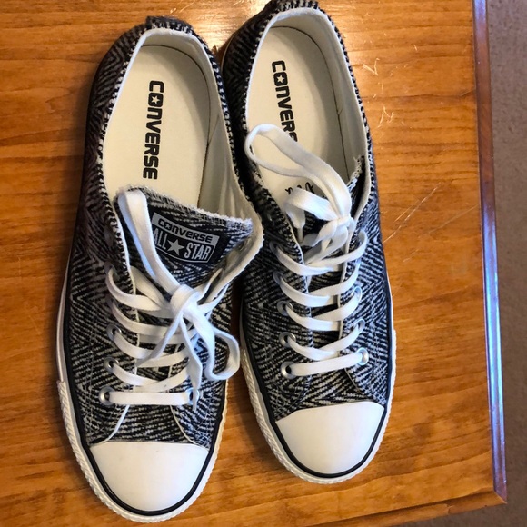 Converse all star shoes - Picture 3 of 4